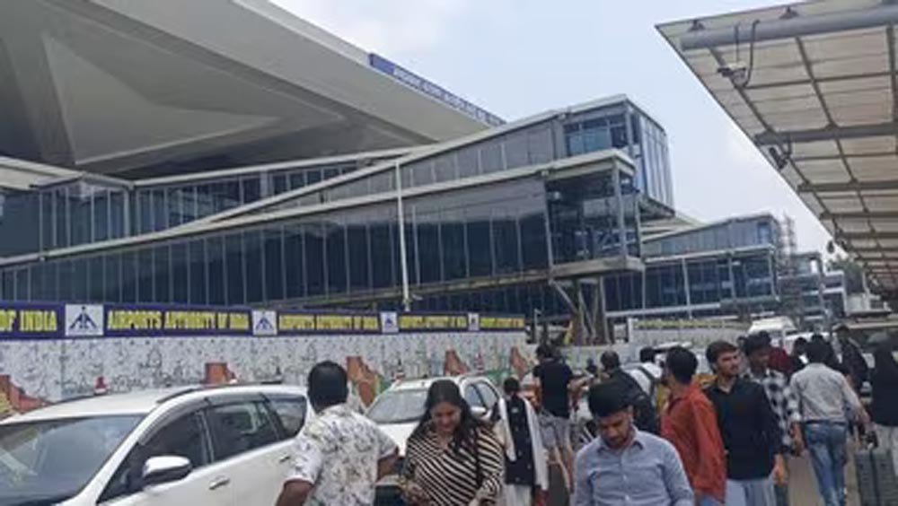 पटना एयरपोर्ट जाने वालों के लिए बड़ी खबर, अब ऐप से मिलेगी पार्किंग की सुविधा और जाम से राहत
