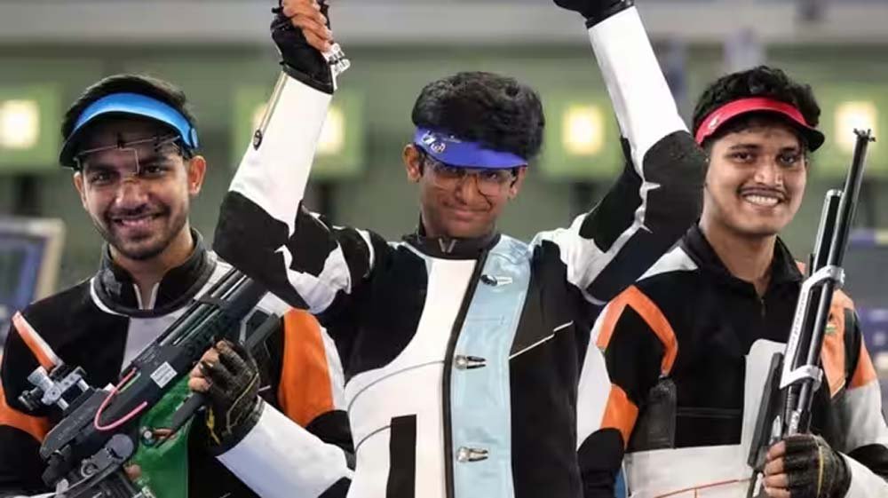एशियन गेम्स में भारत की शूटिंग तिकड़ी का जलवा, 10 मीटर एयर राइफल में सिल्वर
