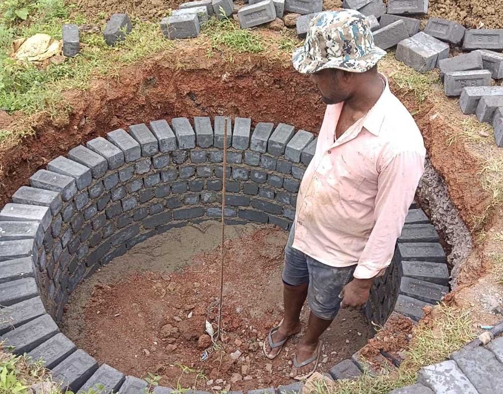 ग्रामीणों को मिला स्थानीय रोजगार