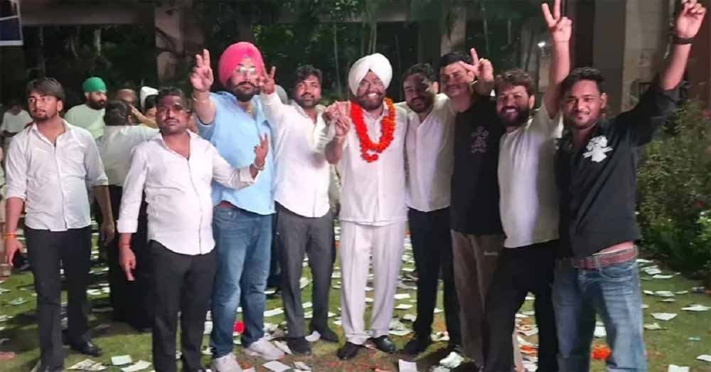 बार एसोसिएशन चुनाव: गुजराल का दबदबा, 661 वोट हासिल कर बने अध्यक्ष