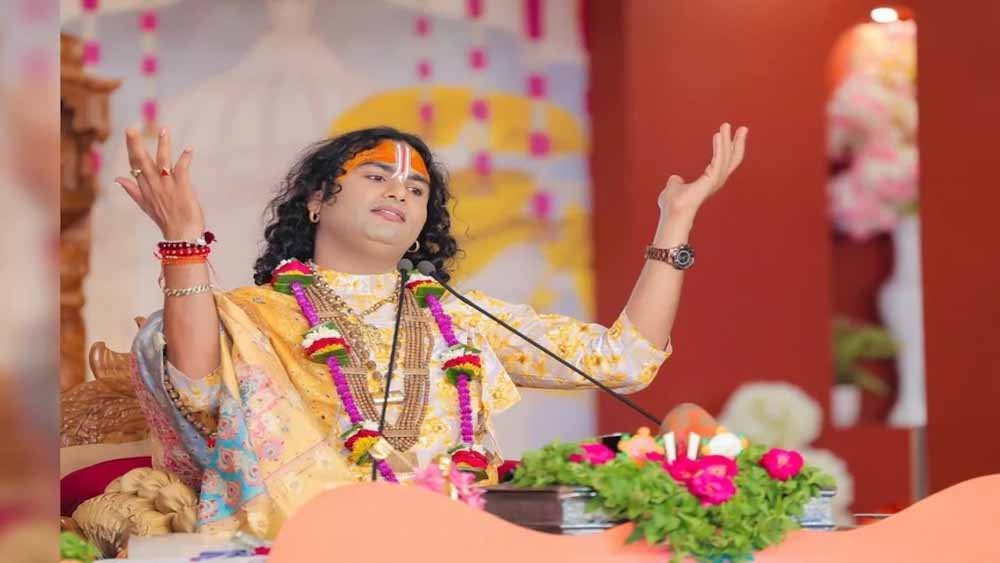 ‘लव क्लास’ में अनिरुद्धाचार्य की खास सीख, प्रेम, विवाह और परिवार के रिश्तों पर किया मार्गदर्शन