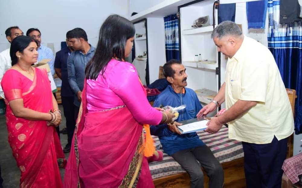 वरिष्ठजन हमारे मार्गदर्शक और समाज के आधारस्तंभ  : पर्यटन एवं संस्कृति मंत्री  राजेश अग्रवाल