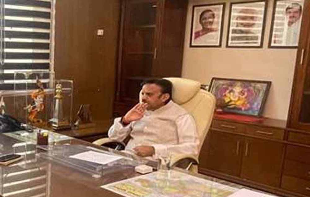 छात्र हितों की रक्षा और विद्यार्थियों के उज्ज्वल भविष्य के लिए शासन प्रतिबद्ध: उप मुख्यमंत्री शुक्ल