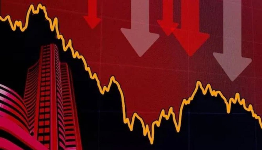 Stock Market Update: बाजार में बिकवाली का दबाव, सेंसेक्स 552 अंक लुढ़का; निफ्टी भी टूटा