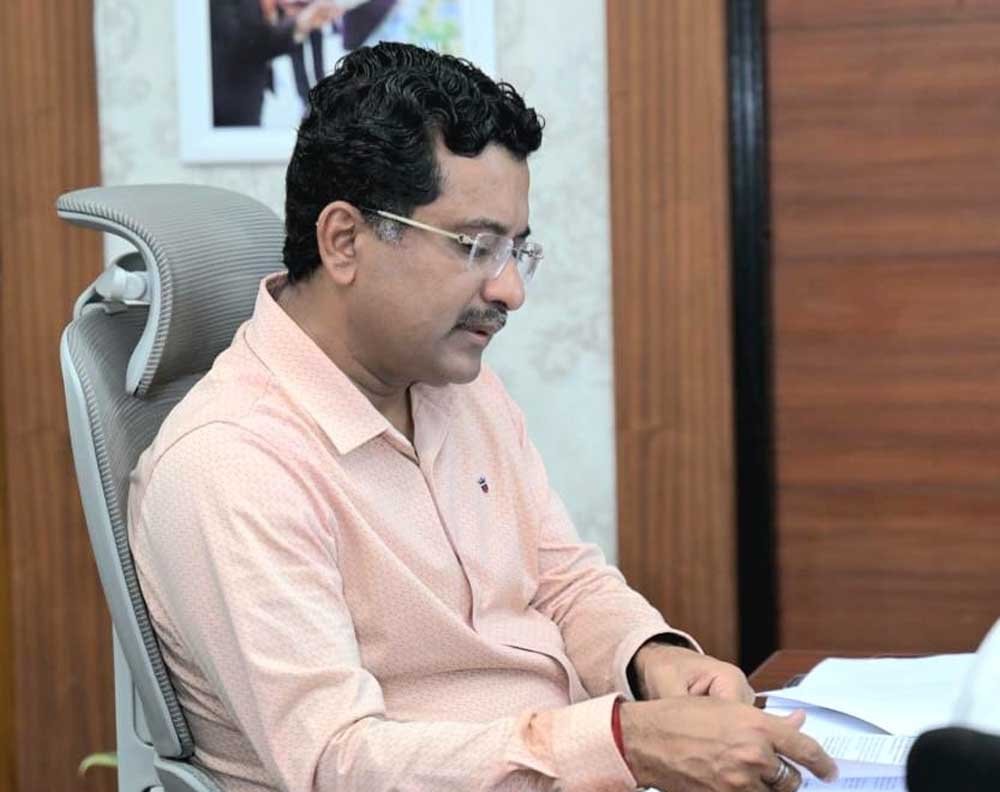 प्रमुख सचिव बोरा ने पीपीपी मॉडल की संभावनाएं तलाशने के दिए निर्देश