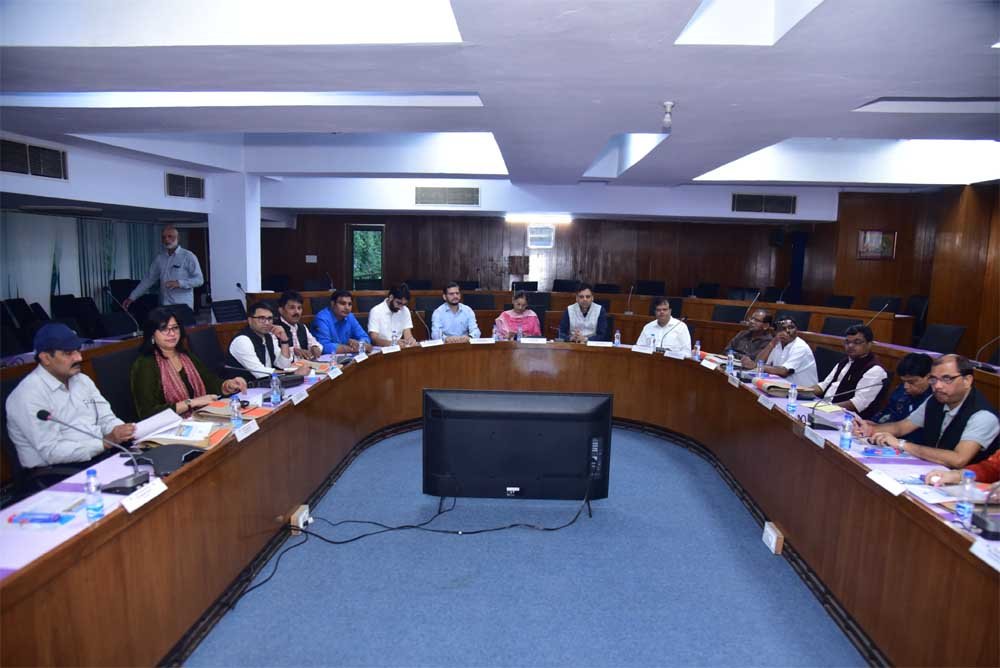 वैज्ञानिक अनुसंधान से सीमा सुरक्षा तक, PIO के नेतृत्व में मीडिया प्रतिनिधिमंडल ने जम्मू में देखी महत्वपूर्ण पहल