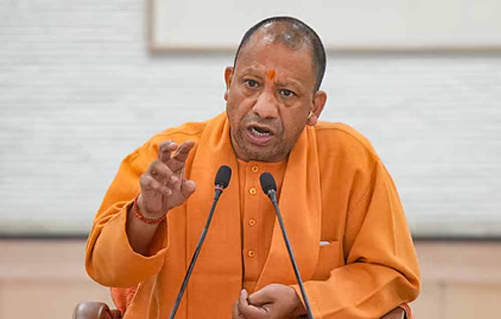 मुख्यमंत्री ने कहा- शिक्षक केवल नौकरी नहीं, नए भारत के निर्माण की आधारशिला तैयार करने का दायित्व संभालें