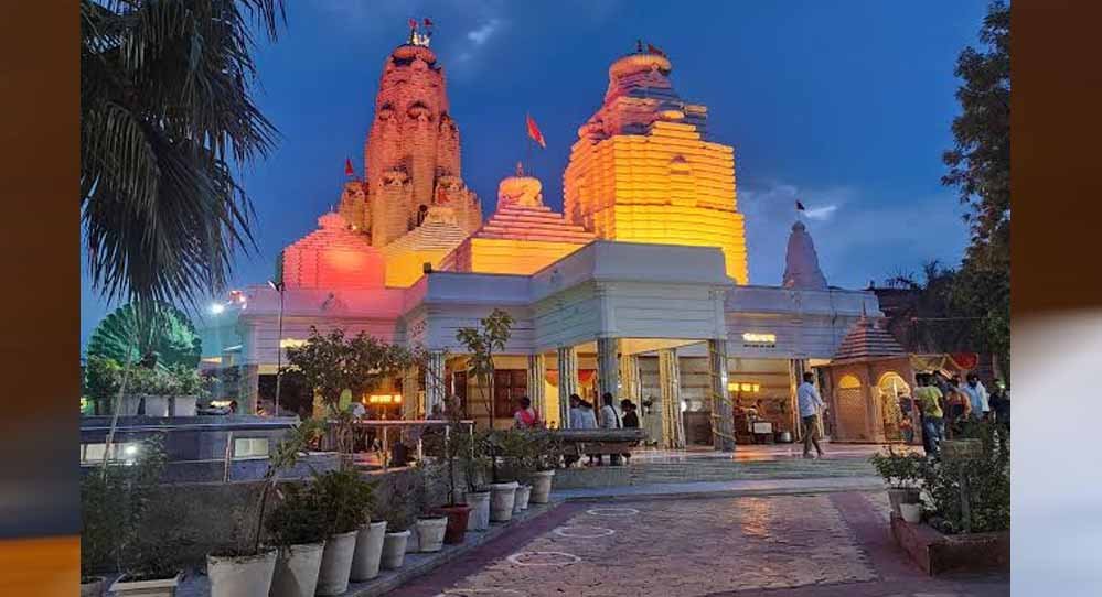 करुणाधाम आश्रम में महाकाली का भव्य स्वरूप, प्लैटिनम प्लाजा से निकलेगी 21 फीट प्रतिमा की शोभायात्रा