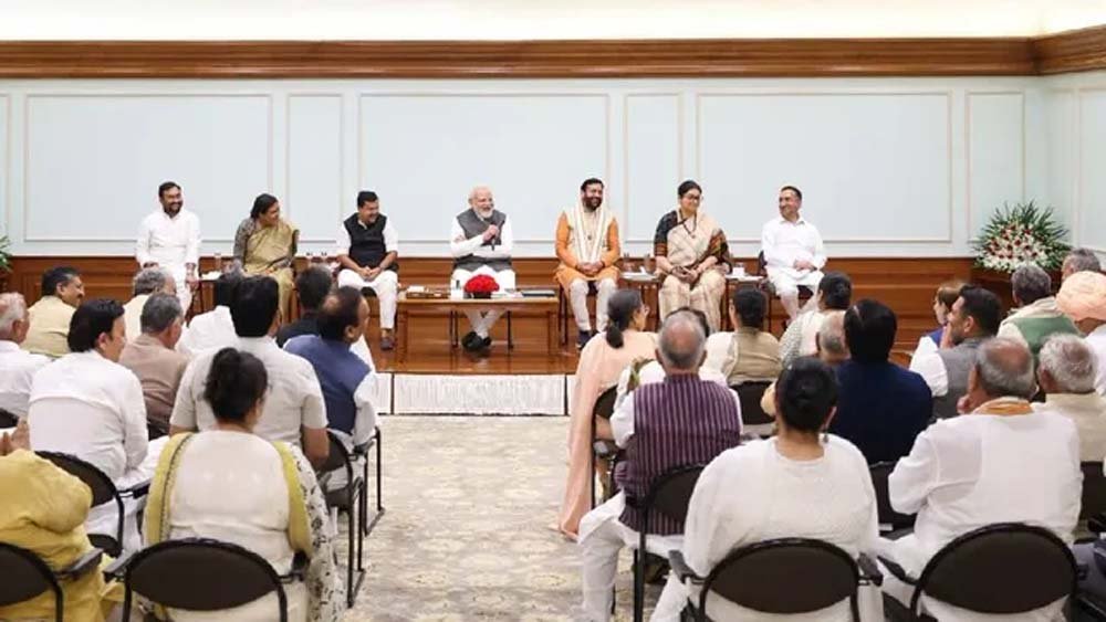 PM मोदी ने हरियाणा विधायकों को दिया मंत्र, हर विधानसभा में 30-35 गांवों तक पहुंचने पर जोर