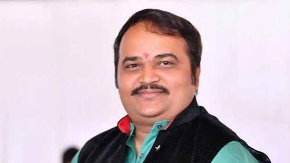 दिल्ली में INDIA गठबंधन के प्रदर्शन के बीच शिवसेना (UBT) को झटका, राष्ट्रीय प्रवक्ता आनंद दुबे ने पार्टी से दिया इस्तीफा