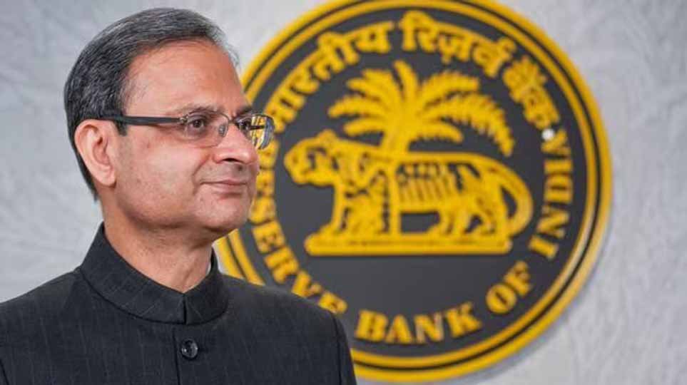 डॉलर के मुकाबले रुपये को लेकर RBI अलर्ट, संजय मल्होत्रा ने दिया भरोसा- हालात संभालने के लिए उठाएंगे जरूरी कदम