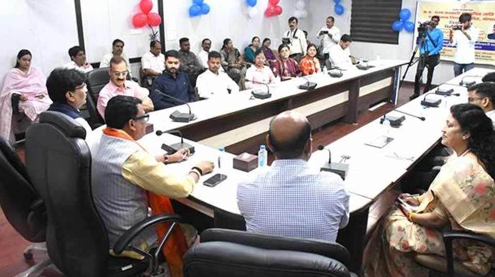 मंत्री चौहान का अधिकारियों को संदेश, अनुसूचित जाति वर्ग के कल्याण और विकास योजनाओं पर दें विशेष ध्यान