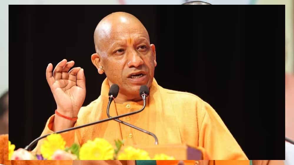 ‘पूर्व की सरकारों में गांव हुए बदहाल, अराजकता और जातिवाद की आग में झोंका’- सीएम योगी का सपा पर निशाना