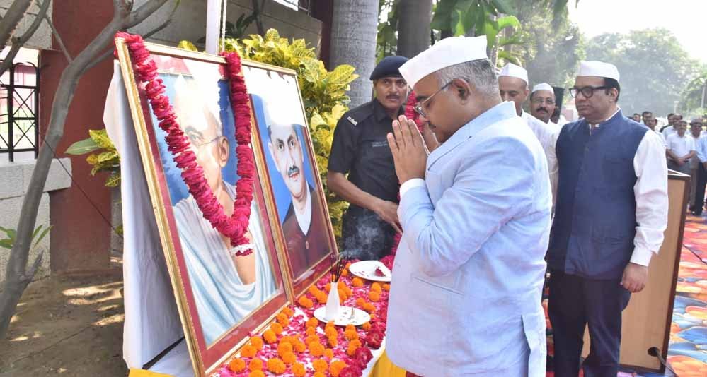 योगी सरकार की मंशा को धरातल पर उतारने की तैयारी, मंडी सचिवों को प्रशिक्षण; किसानों की सुविधाओं पर फोकस