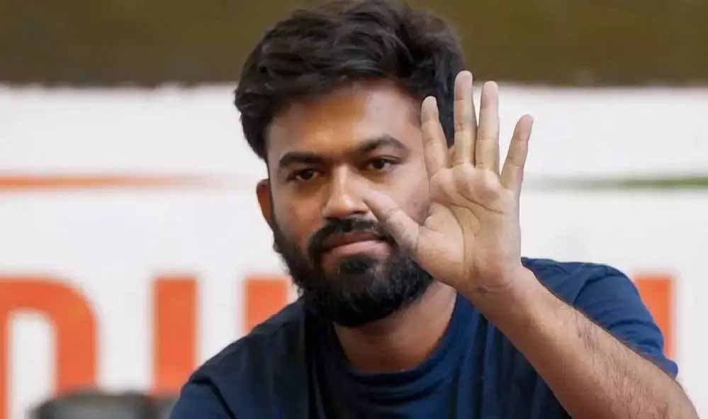 ज्ञानेश कुमार के खिलाफ प्रदर्शन में मौत के बाद बढ़ा विवाद, अभिजीत दीपके पर मर्डर केस को लेकर उठे सवाल