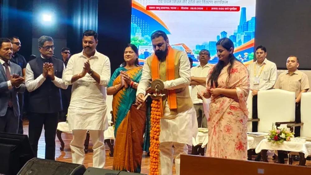 ‘Made in Bihar’ को बढ़ावा देगी सरकार, 1 करोड़ परिवार बनेंगे उद्यमी; सरकारी खरीद में मिलेगा फायदा