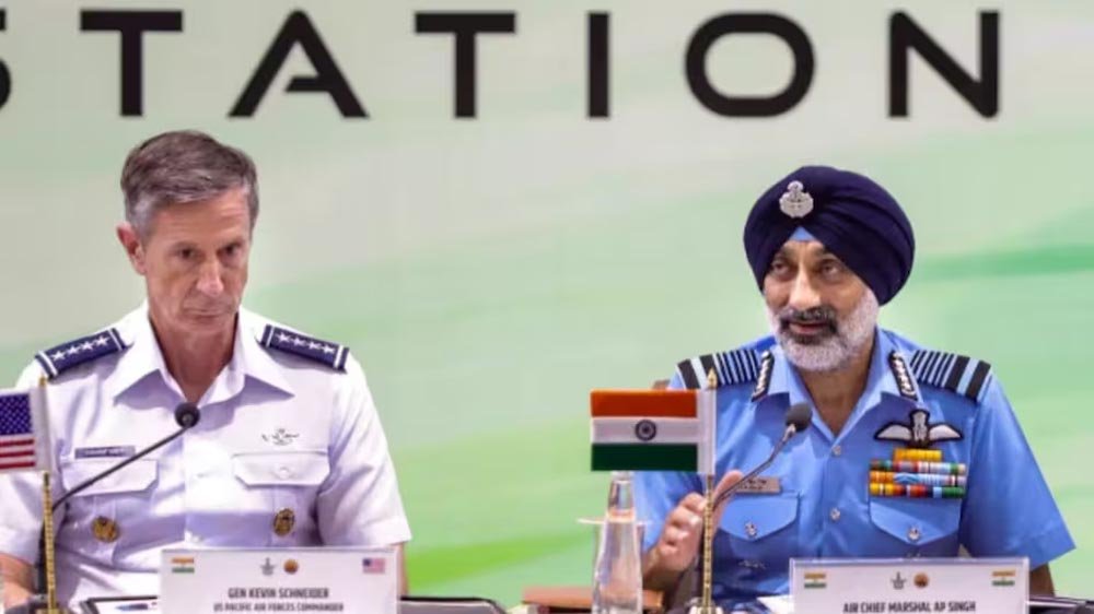 F-35 खरीदने की चर्चा के बीच एपी सिंह का बयान, भारत को अब तक नहीं मिला आधिकारिक प्रस्ताव