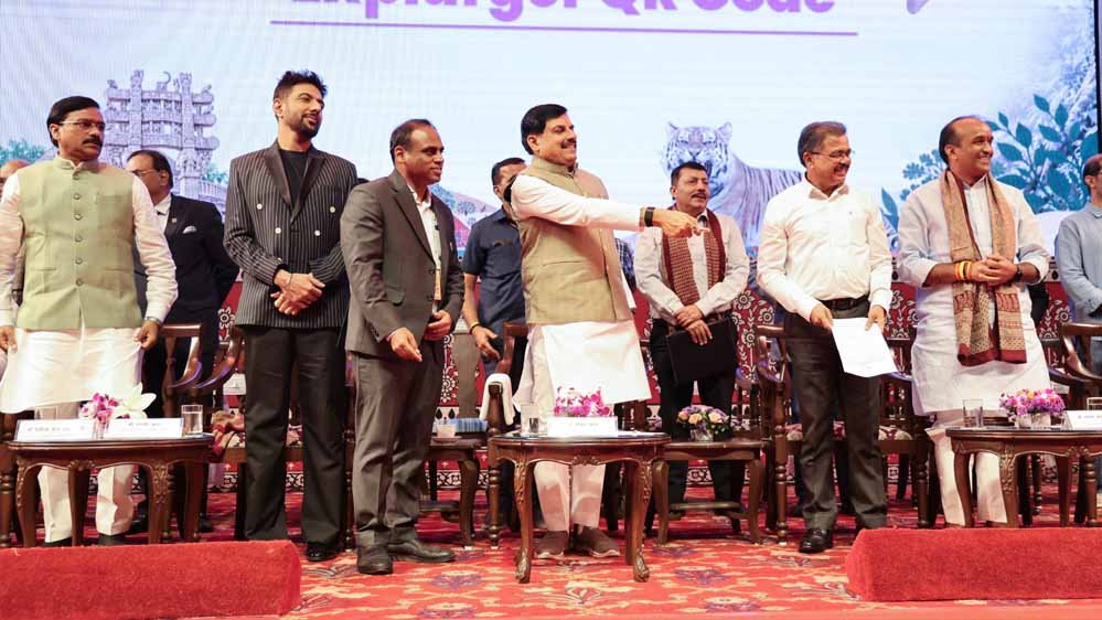 MP Tourism को मिली नई डिजिटल उड़ान, बहुभाषी वेबसाइट और डिजिटल ट्रैवल हैंडबुक का लोकार्पण