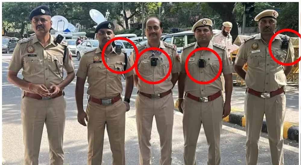 दिल्ली पुलिस के बॉडी कैमरों पर विवाद क्यों? जानें रिकॉर्डिंग से लेकर हाईकोर्ट के फैसले तक पूरी बात