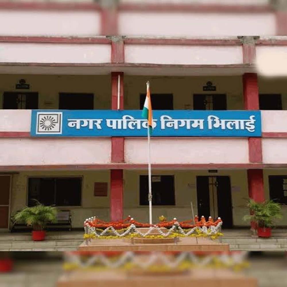 भिलाई निगम में पेवर ब्लॉक घोटाला मामला गरमाया, उप अभियंता ने सौंपा स्पष्टीकरण