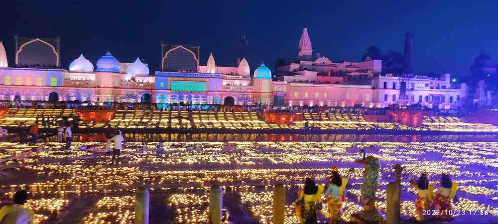 34 हजार वालंटियर संभालेंगे दीप प्रज्वलन और व्यवस्थाओं की जिम्मेदारी, प्रमुख मंदिरों की एलईडी सजावट से निखरेगा अयोध्या धाम