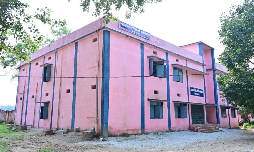 1.10 करोड़ रुपये की लागत से निर्मित भवन में होगा प्रारंभिक संचालन, चराईडांड में 13.93 करोड़ रुपये से बनेगा स्थायी हाईटेक कैंपस