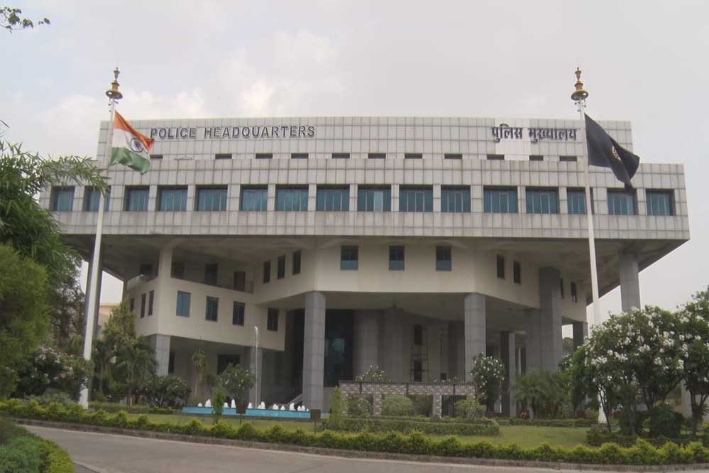 भोपाल पुलिस का बड़ा फैसला, दुर्गा उत्सव और दशहरे के चलते 15 दिन तक पुलिसकर्मियों की छुट्टियां रद्द